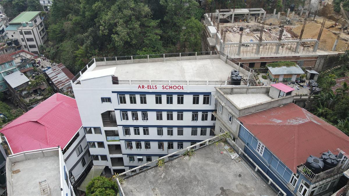 Ar-Ells School Campus